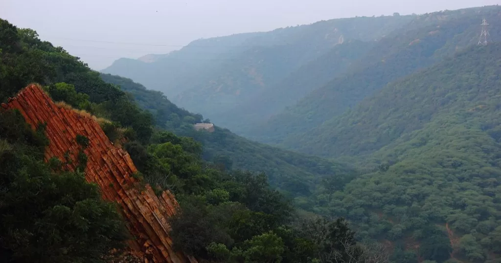 Aravalli Range Hills: History, Peaks, and Controversies Aravalli Range Hills